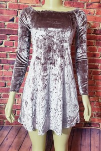 hollister velvet dress