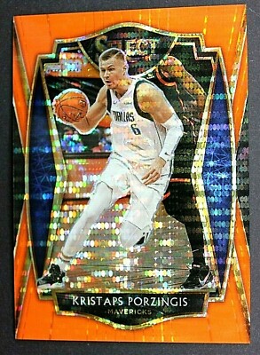 2020-21 Panini Select - Courtside Kristaps Porzingis #244 Neon