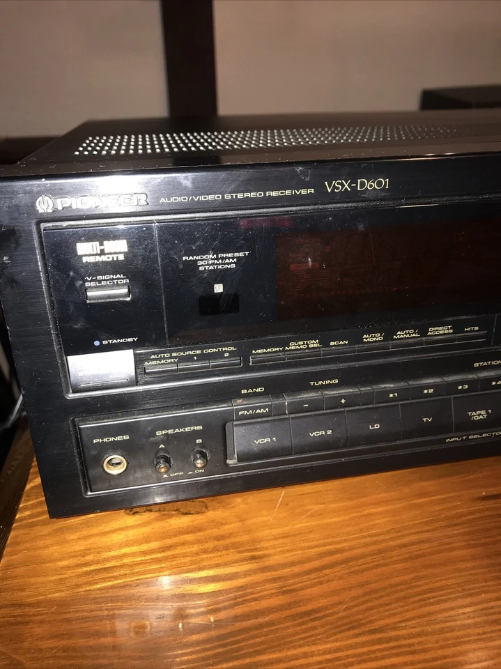 Pioneer VSX-D601 Audio/Video Stereo Receiver - For Parts or Repair - Image 2 of 4
