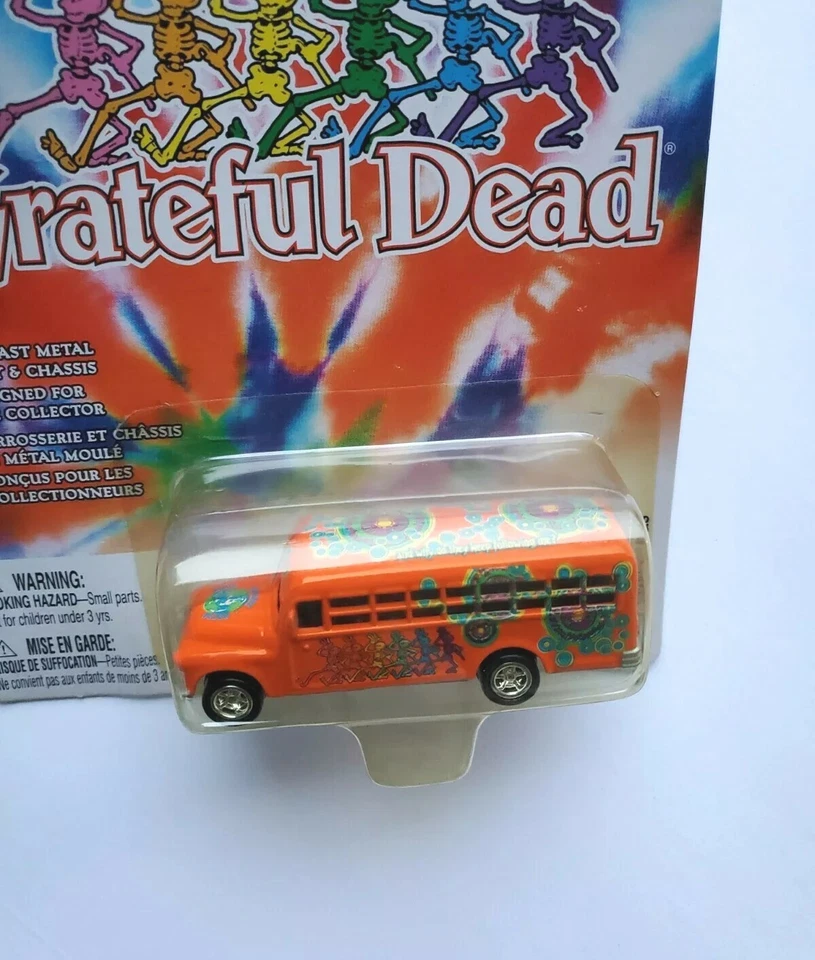 Johnny Lightning Grateful Dead 模铸 #1 1956 雪佛兰巴士,2004 年全新 — 第 2/3 张图片