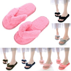 girls fluffy sliders