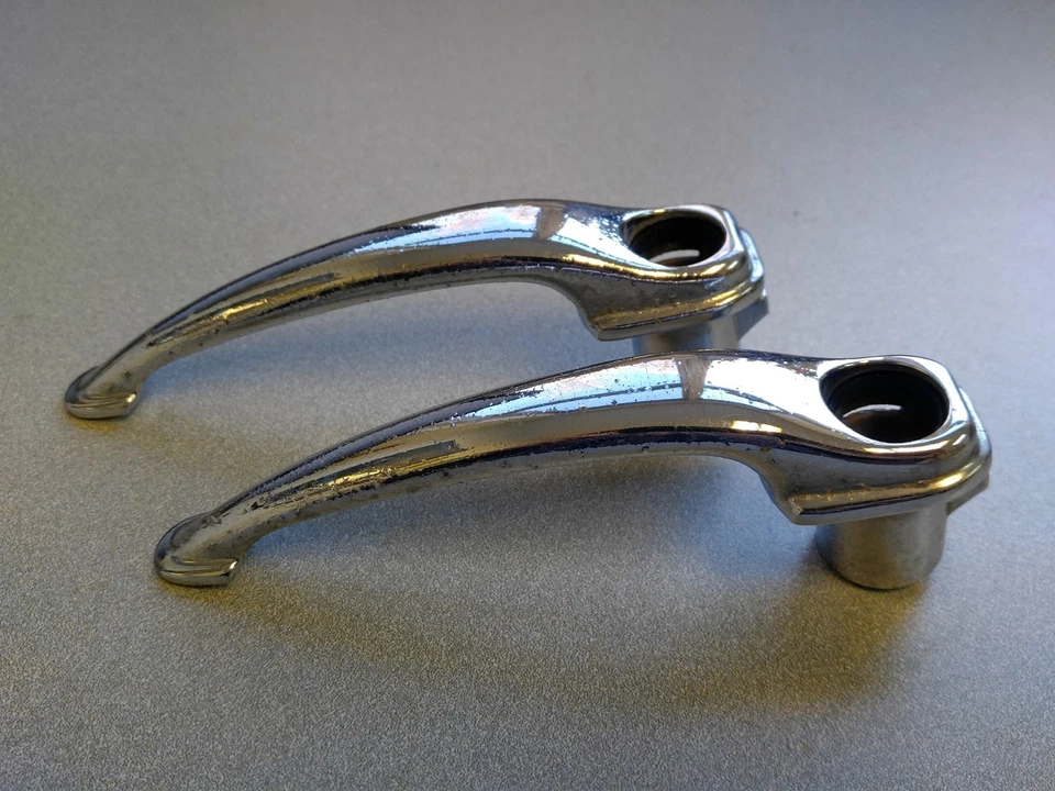 PAIR OF USED ORIGINAL PORSCHE 356A 356B 356C 356SC CHROME OUTER DOOR HANDLES #5 - Image 3 of 4