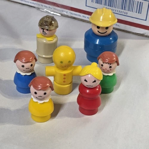 Vintage Fisher Price Little People Lot Of 7 Figures - Men And women