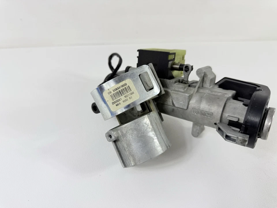 Cilindro de bloqueo de arranque de encendido Buick Enclave 2008-2012 con (1) llave # 15934123 OEM Foto 4 de 4