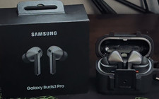 Samsung Galaxy Buds3 Pro Wireless Bluetooth Earbuds Silver/Black w/ Case