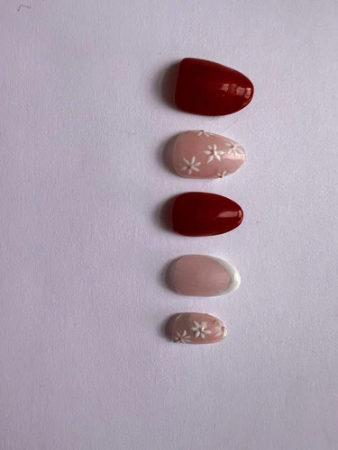 Pink and red nail art set with flower design #nailart #nailpolish - Picture 1 of 2
