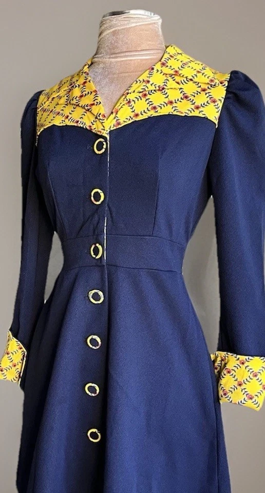 Vintage 60s Navy & Yellow Contrast Dress Mod Western Mini Secretary Floral Work - Image 3 of 4