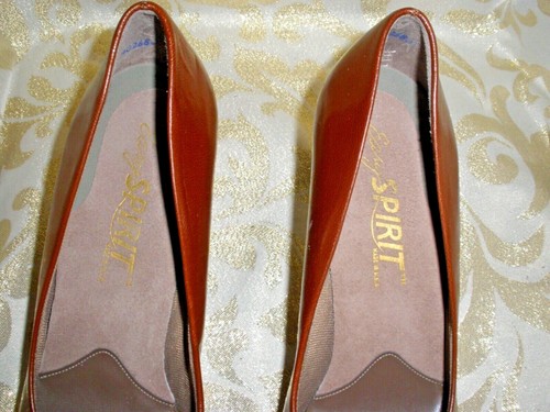 NEW EASY SPIRIT BROWN GENUINE LEATHR BLK CAP TOE Loafers CLASSIC Pumps MULES 8 B - Picture 5 of 10