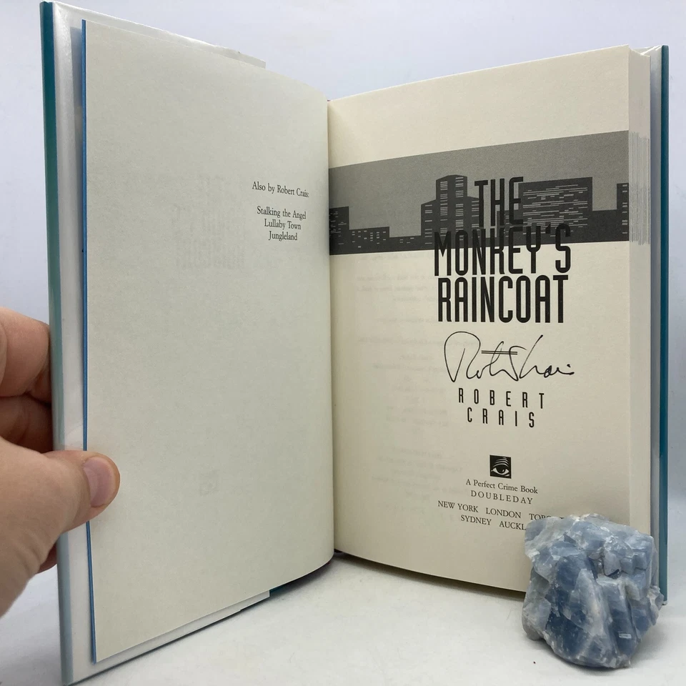 CRAIS, Роберт «Обезьяна плащ» [Doubleday, 1987] 1-е издание (подписано) - Изображение 2 из 3