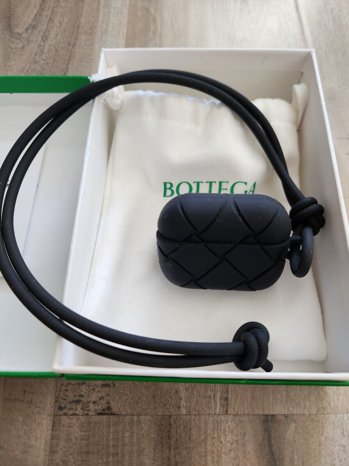 Bottega Veneta AirPods Pro Case with Strap Intrecciato Rubber Black NEW