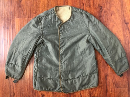 1950s Vintage M-1951 Military Field Jacket Liner Size Medium Korean War Green