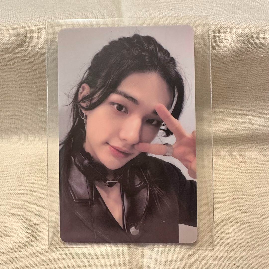 Stray Kids Hyunjin Official Photo Card 2nd Studio Album Stray Kids Hyunjin Official Photo Card 2nd Studio Album