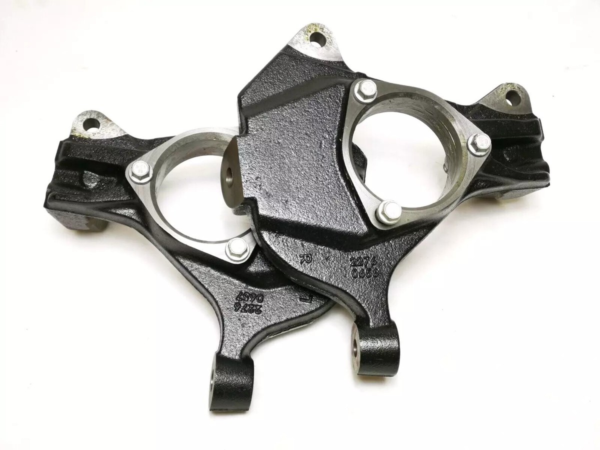 Set of 2 OEM GM Driver & Passenger Steering Knuckles 07-14