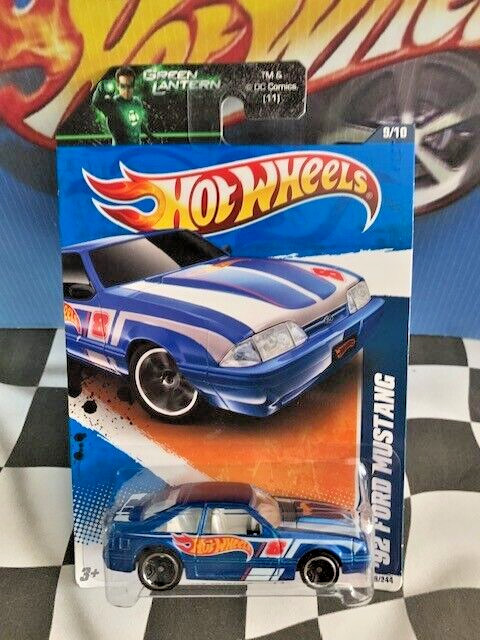 Hot Wheels 2011 HW Racing 9/10 159 1992 '92 Ford Mustang BLUE MC5 Green Lantern