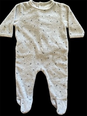 Vertbaudet (France) EUC Grey Velour Moon & Stars Drop Seat Footie-3 Mos