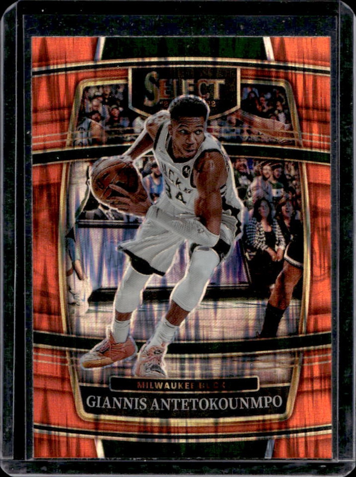 2021-22 Panini Select Giannis Antetokounmpo Orange Flash Prizm Concourse #35