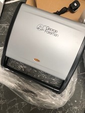 George Foreman Entertaining 7-Portion Grill 19932 - Silver