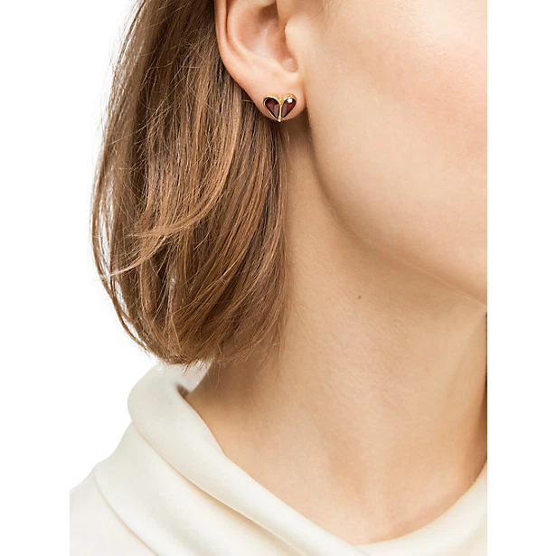 Kate Spade ROCA PIEDRA MACIZA PEQUEÑO CORAZÓN PENDIENTES COLOR ORO RUBÍ NUEVOS NUEVOS CON ETIQUETAS Foto 2 de 3