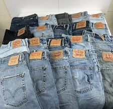 Wholesale Lot of 20 pairs of Levi's Grade B Men's Jeans