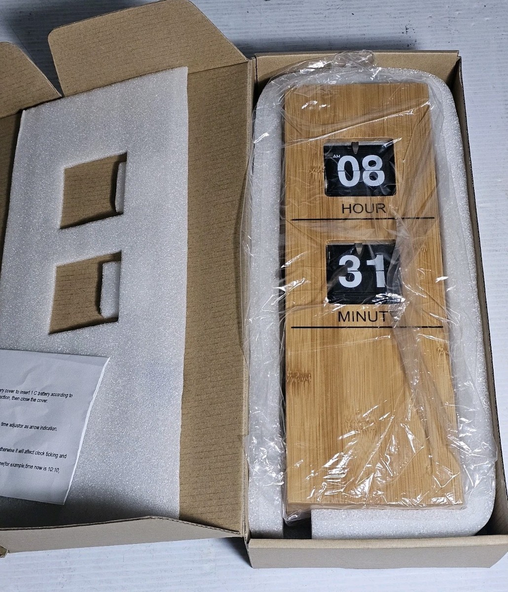 Flip Clock Quartz, Brown Bamboo analog, 13.5