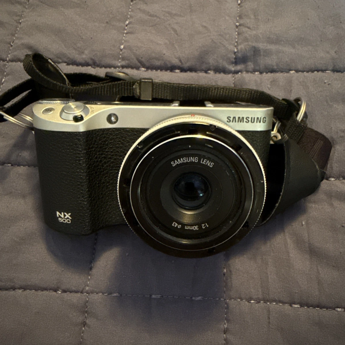 Preços baixos em Câmeras Samsung NX500 Lentes Intercambiáveis sem