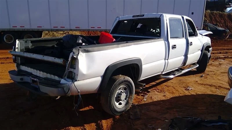 Condensador de CA para camioneta Chevy Silverado 2500 99-14 OEM Foto 3 de 4