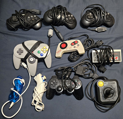 Nintendo Sony SEGA Gemstik Mixed Lot Video Game Controllers