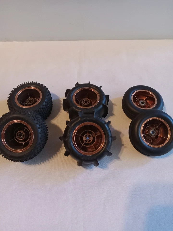 Losi 1/18 Mini Baja Set Of Wheels & Tires Gold Whole Set Nice - Image 3 of 4