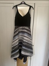 Coast Multicoloured Size 12 Fit & Flare V-Neck Party Dress