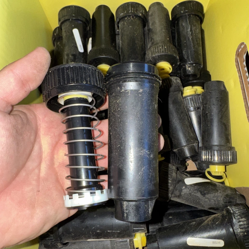 "Lote de 48 cuerpos de rociadores emergentes NELSON 3"" nuevos de stock antiguo" Foto 4 de 4