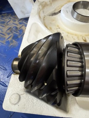 ford 9 inch third member With Ring And Pinion 4:30 Gearing 
