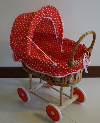 landau en osier jouet