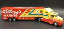 1994 Racing Champions Terry Labonte 5 Kellogg  s Racing Truck  Trailer