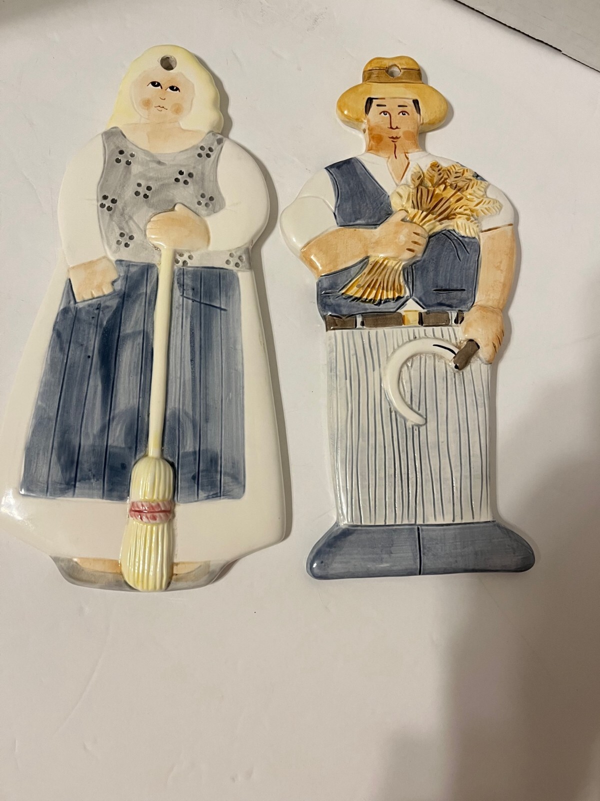 Vintage Les ARTISANS  Sigma the Tastesetter Wall Plaques Set of 2 Farm Country