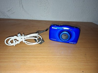 Nikon Digitalkamera COOLPIX S33 Wasserdicht