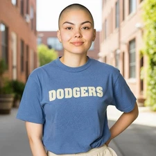 Vintage Screen Stars Size M Dodgers T-shirt 38