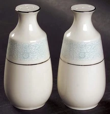 Noritake Moonbeam Salt & Pepper 452066