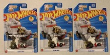 Hot Wheels Feline Lucky N Case 2025 Lot Of 3