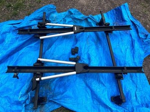 Thule Bike Roof Carrier - With Big Mouth Bicycle Holders Pickup Only NJ