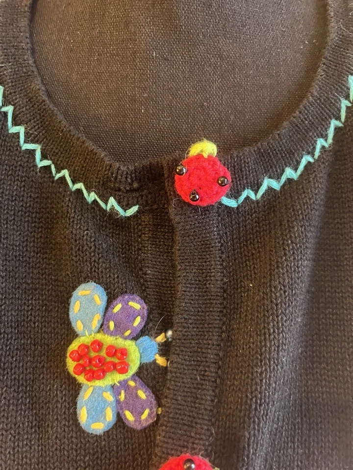 Vtg Talbots Talla L Cardigan bordado negro Lady Bugs Lino Algodón Cottagecore Foto 2 de 4