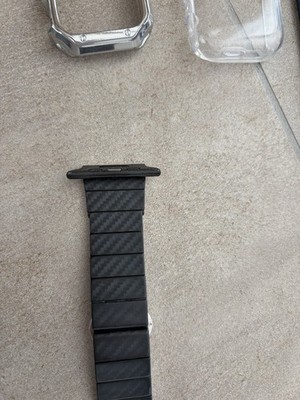 Apple Watch SE 2 Carbon Armand + Zubehör