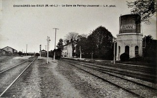 49 CPA ANIMEE DEBUT 1900 CHAVAGNE LES EAUX LA GARE DE PERRET JOUANNET