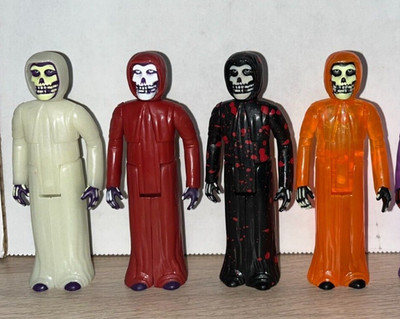 U PICK: SUPER7 MISFITS GLOW BULLET COLLECTION HALLOWEEN CRIMSON