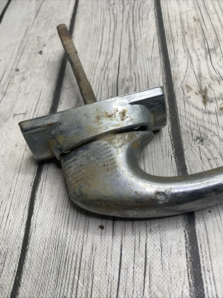 Ручка внешней двери L Chrysler Windsor 1946-48 - Изображение 2 из 4