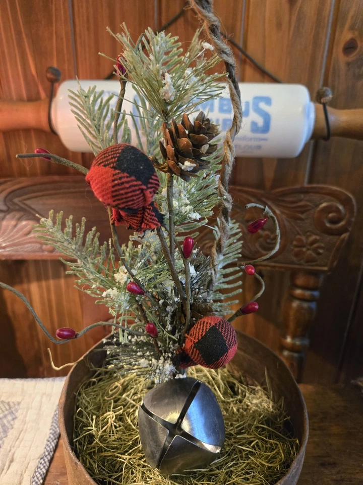 Antique/Primitive/Christmas Style Gingham Decor/Planter 13" Tall X 6.5" Wide. - Image 2 of 3