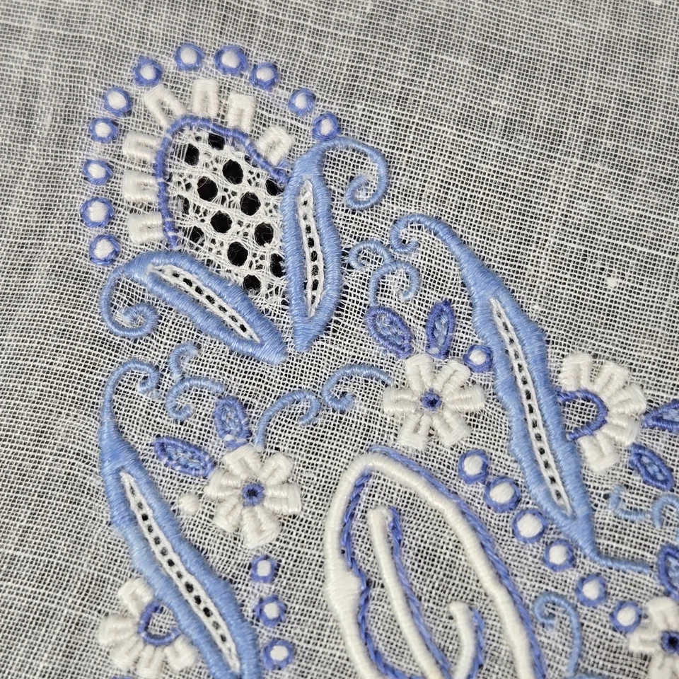 Vtg Exceptional Madeira Embroidered Cotton Linen Hankie Handkerchief Monogram B - Image 3 of 4