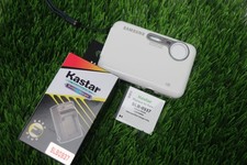 BUNDLE Samsung Digital Camera Digimax i8 8.2MP White Tested Working Rare