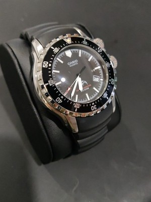 CASIO MDV-102-1AV Black Casual Sports Watch with Analog Dial Code and Resin Band