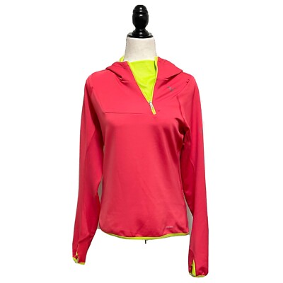 Puma Geranium Windblock Hooded Soft Shell Top NWT Medium *defect*