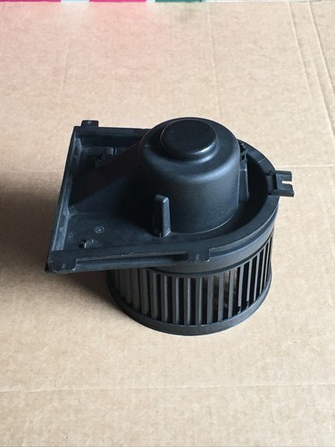 VW Seat Heizgebläse Heizungsgebläse Gebläsemotor 1J1819021A
